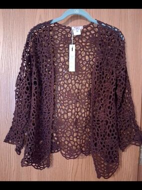 Miss Kelly 1999 Openwork Crochet Cardigan Shrug in Deep Burgandy